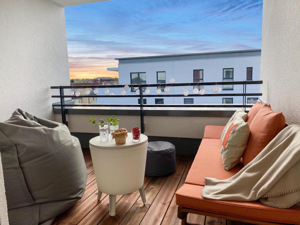 Modern & Stylisch - Penthouse-Feeling Nahe Flughafen Muenchen Apartamento Freising Exterior foto