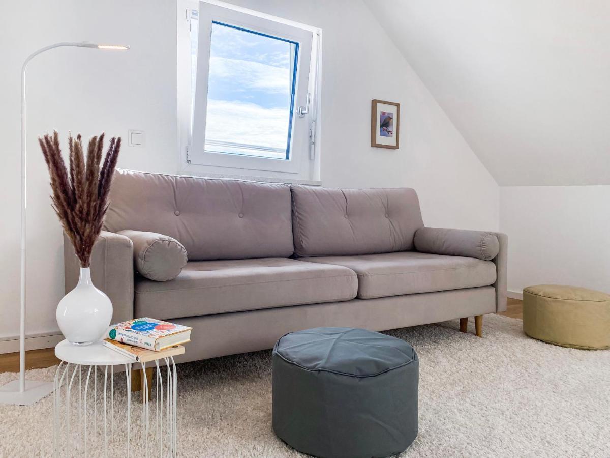 Modern & Stylisch - Penthouse-Feeling Nahe Flughafen Muenchen Apartamento Freising Exterior foto